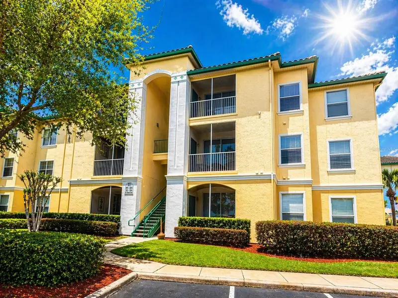 8824 Dunes Court Ct #103, FL