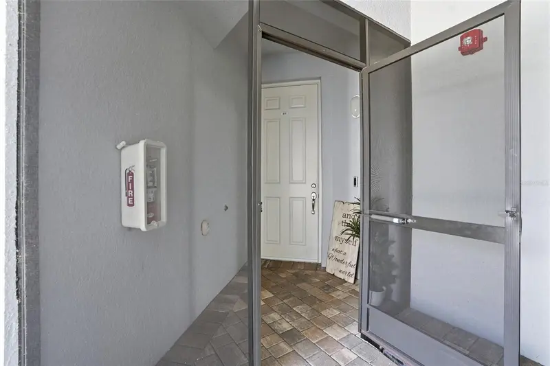 14041 Heritage Landing Blvd #611, FL