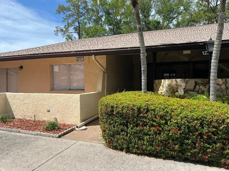 1220 13th Cir Se, FL