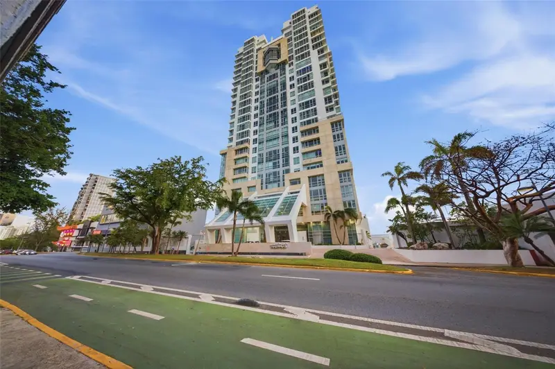 404 Avenida De La ConstitucióN #Ph 2408, PR