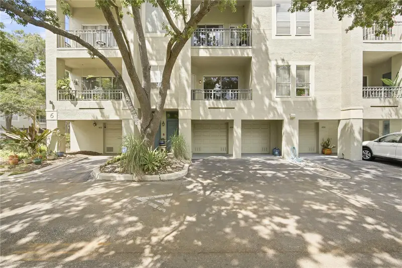 604 Seascape Way, FL