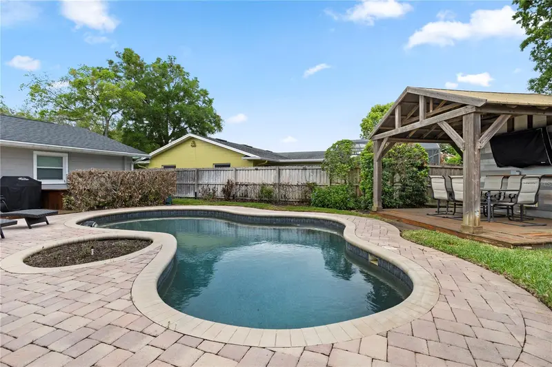 2130 Deloraine Trl, FL