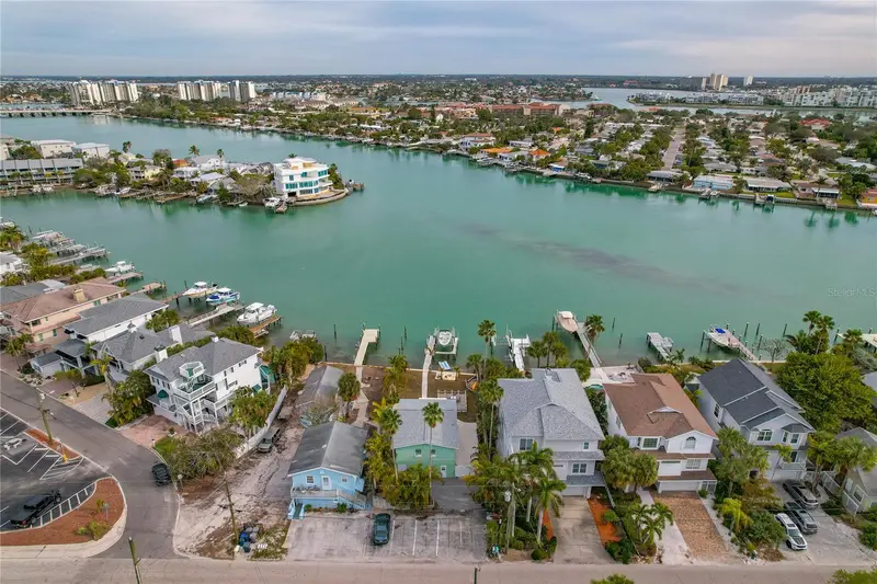 8441 Bayshore Dr, FL