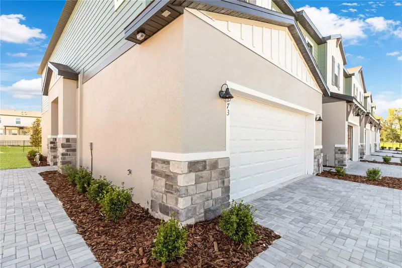 1129 Orange Trailside Way, FL