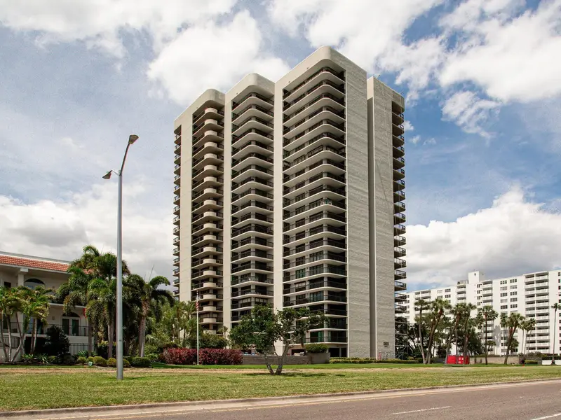 2413 Bayshore Blvd #201, FL