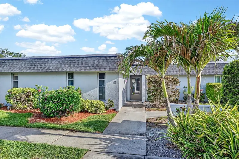 4160 Fruitville Rd #11, FL