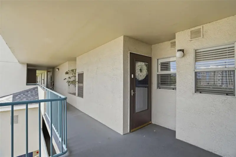 5557 Sea Forest Dr #215, FL