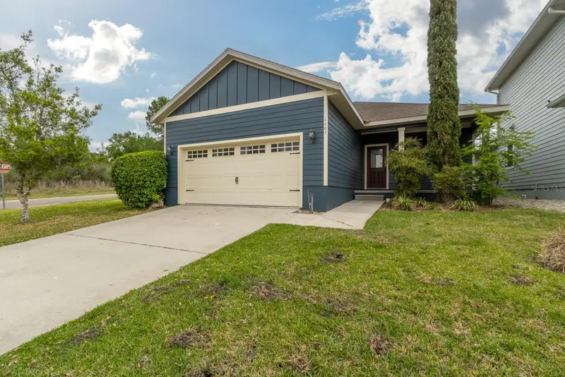 1687 Nw 120th Way, FL