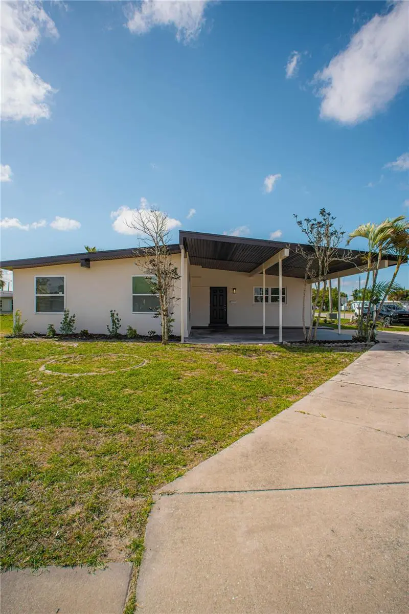 2144 Harbor Blvd, FL