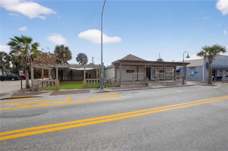 411 Flagler Ave #B, FL