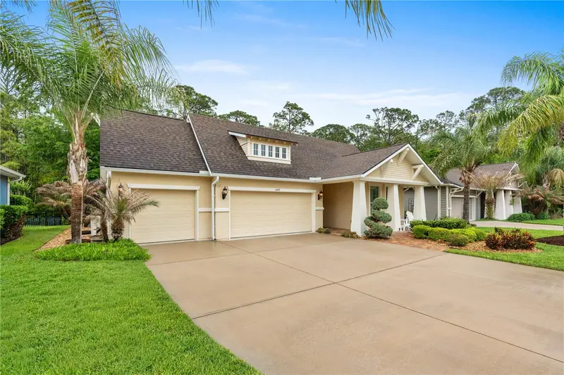 608 Aldenham Ln, FL