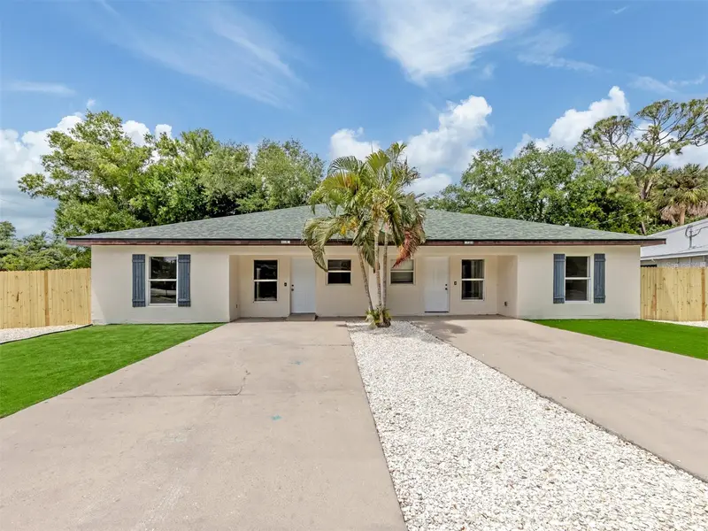 5636 6th Street Ct E, FL