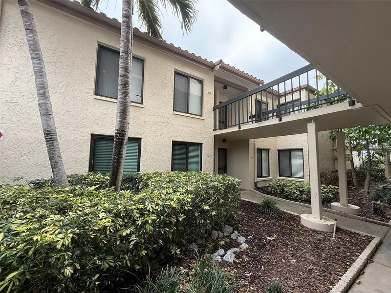 6219 Palma Del Mar Blvd S #105, FL