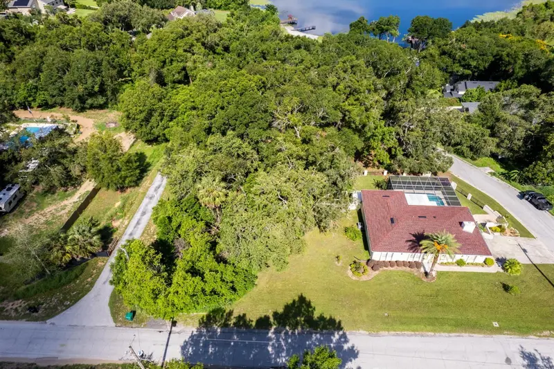 Country Club Rd, FL