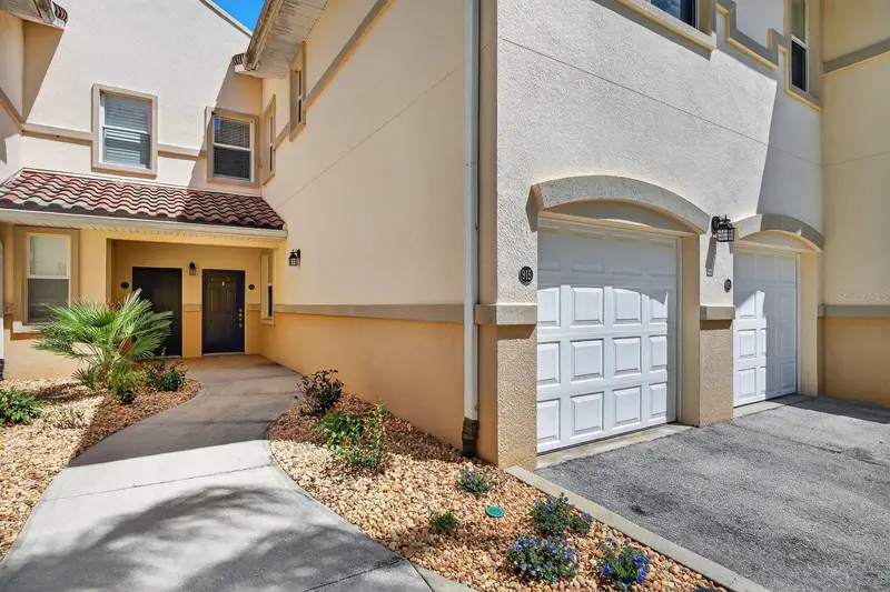 200 Riverview Bnd S #915, FL