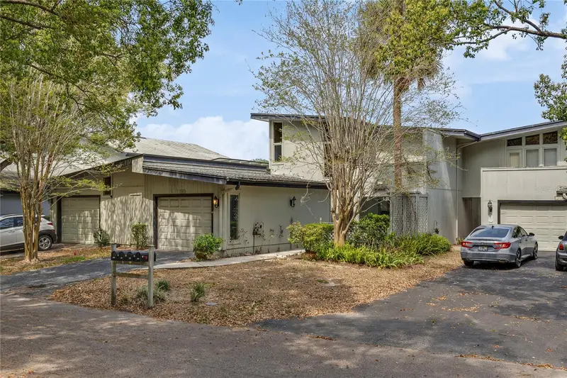 1318 Chebon Ct Ct #Unit E-F, FL