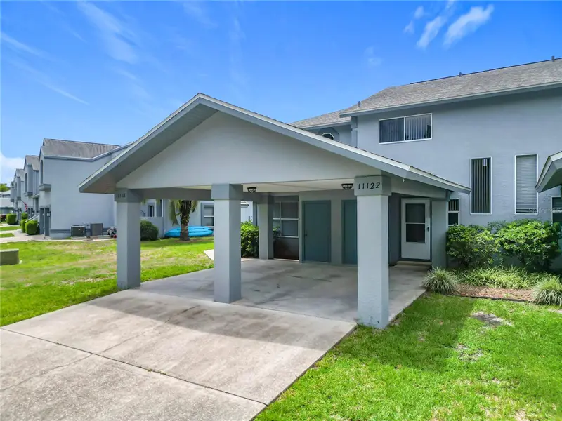 11122 W Cove Harbor Dr #112, FL