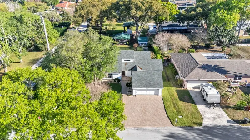 1804 Michelle Ln, FL