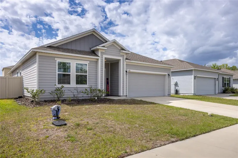 670 Nw 243rd Ter, FL