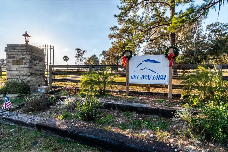 5100 W Hwy 329, FL