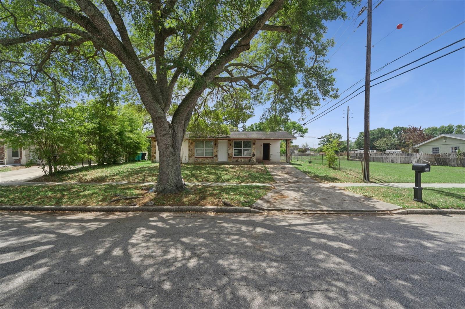 4366 Kirkland Blvd, FL