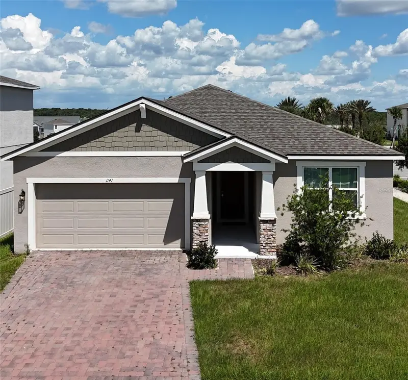 1141 Lakeshore Breeze Pl, FL