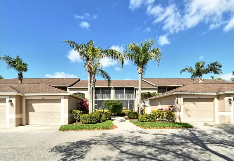 5281 Mahogany Run Ave #822, FL