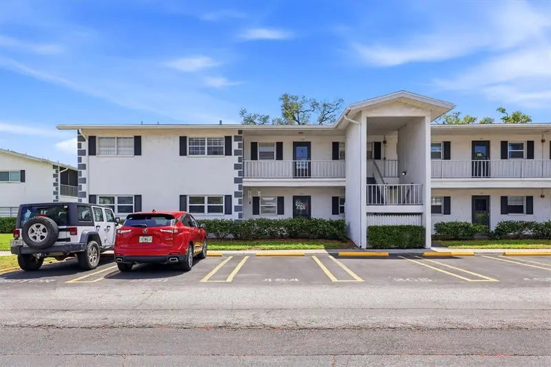 202 46th Avenue Ter W #404, FL