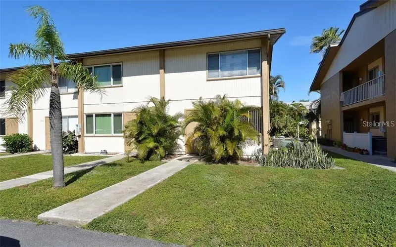 2946 Clark Rd #2946, FL