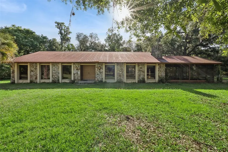 2260 Panorama Dr, FL