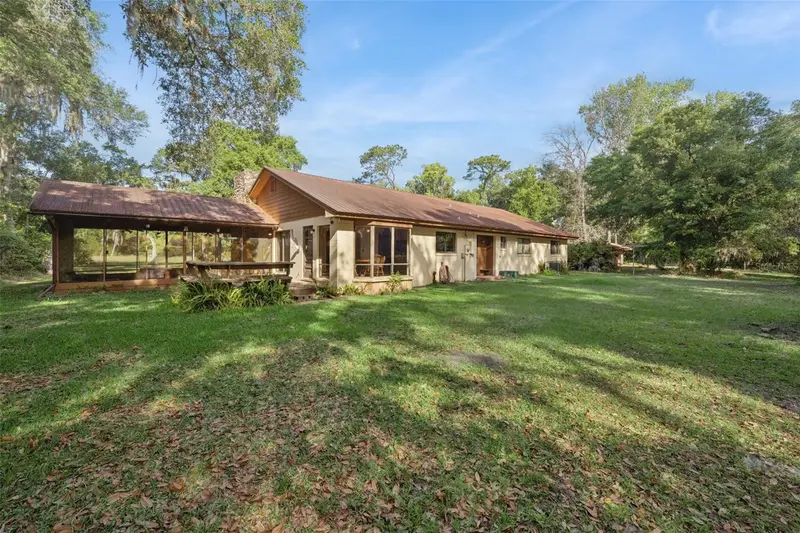 2260 Panorama Dr, FL