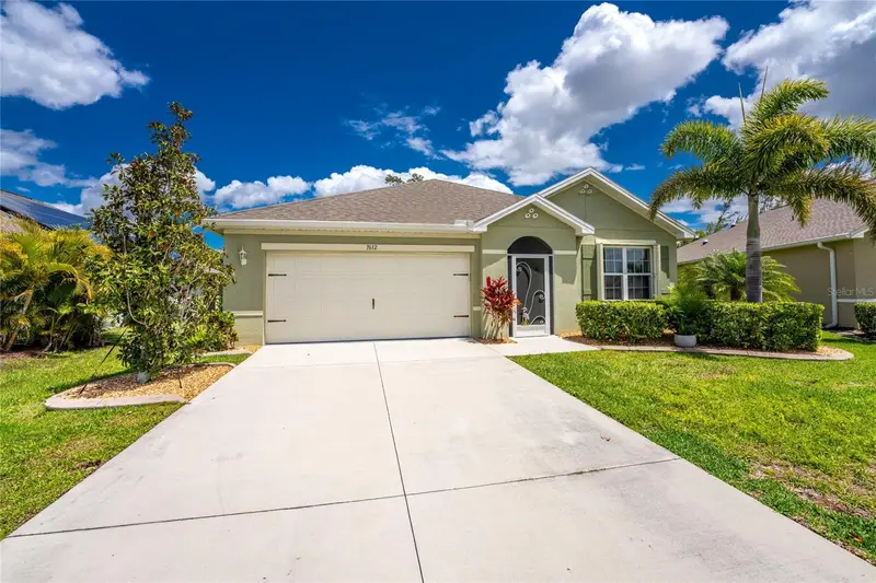 7612 Mikasa Dr, FL