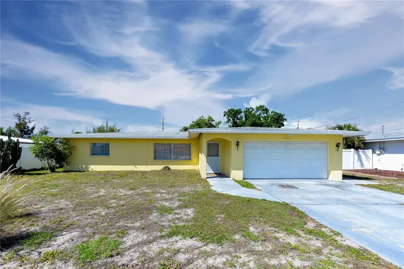 9215 Kingston Rd, FL