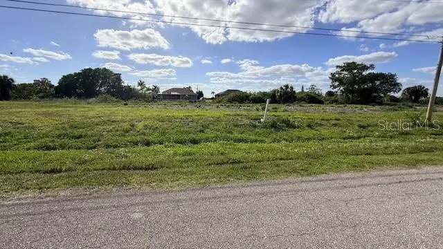 1916 Ne 23rd Pl, FL