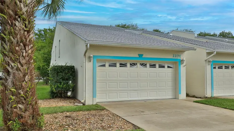 2271 Candlewood Ln, FL