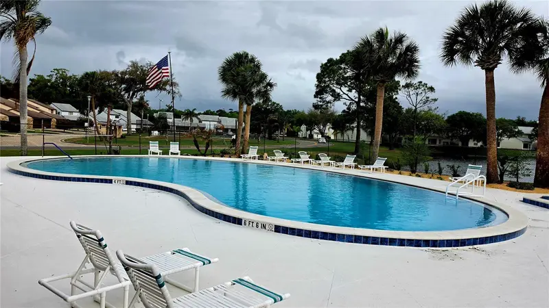 2271 Candlewood Ln, FL