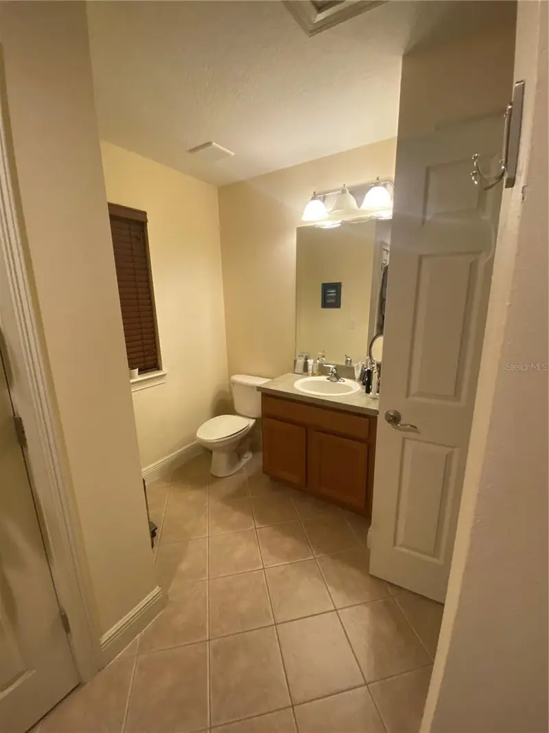 2892 Lincroft Ave #2, FL