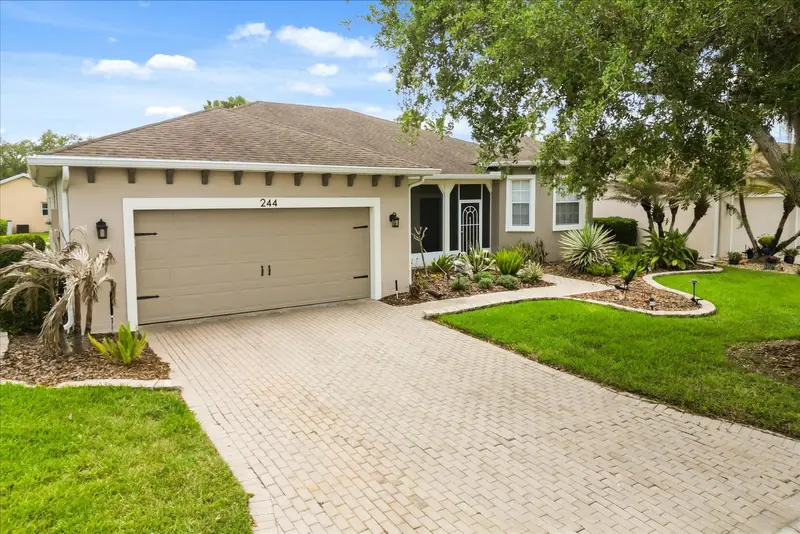 244 Largo Dr, FL