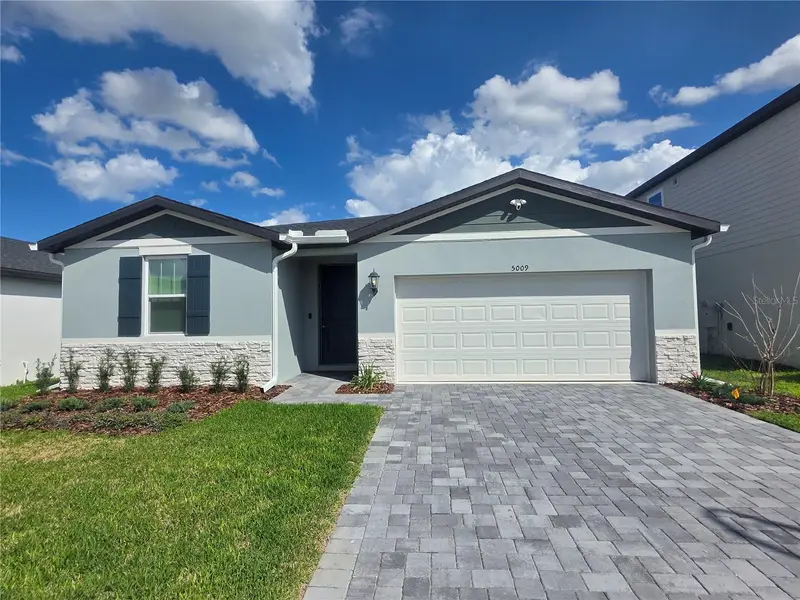 5009 Katrina Dr, FL