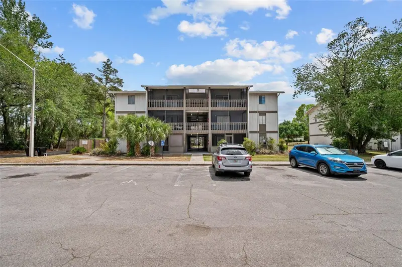 6519 W Newberry Rd #1111, FL