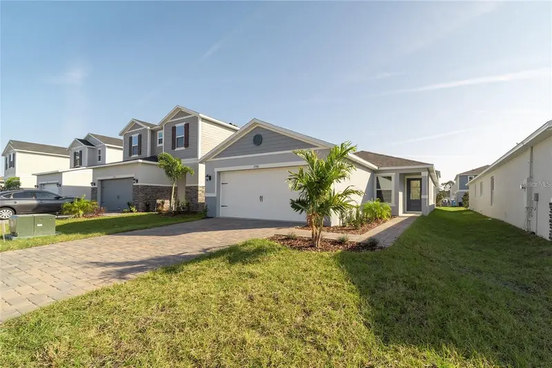 2798 Sanctuary Dr, FL