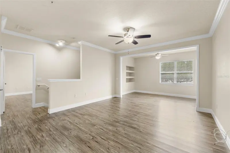 431 Southern Pecan Cir #201, FL