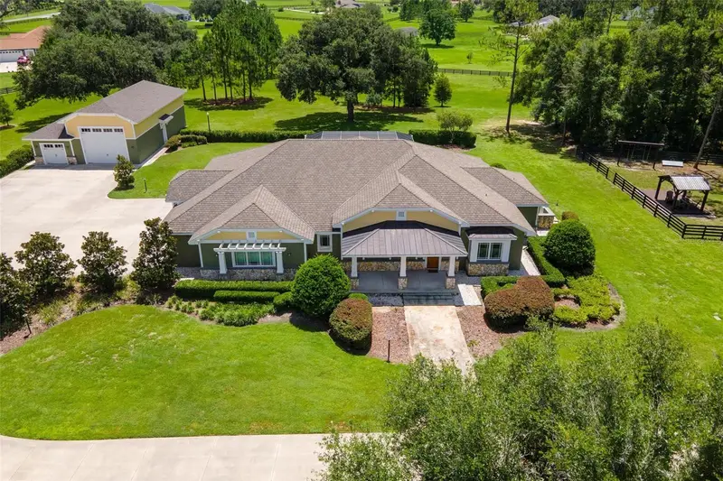 10615 Ne 104th Cir, FL
