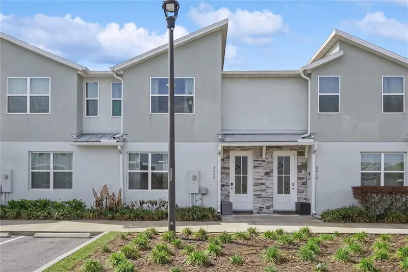 8008 Formosa Valley Pl, FL