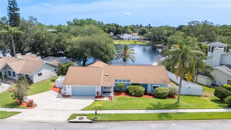 5000 Lake Valencia Blvd W, FL