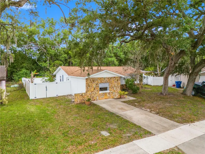 5638 146th Ter N, FL