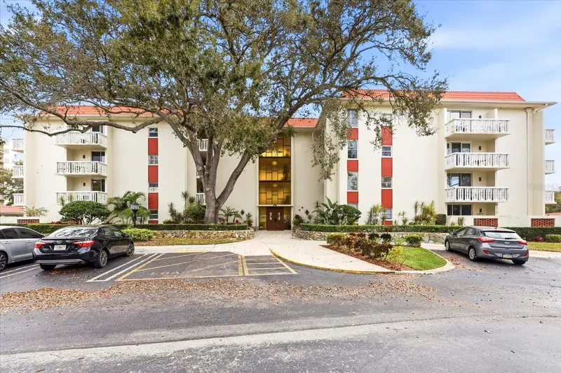2650 Pearce Dr #111, FL
