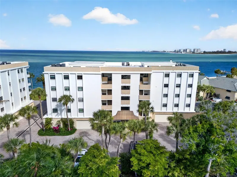 4708 Ocean Blvd #E4, FL