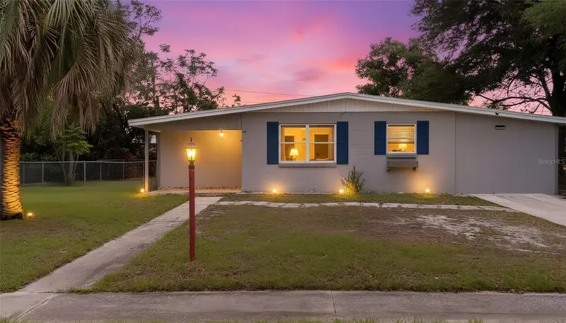 970 Roberts Blvd, FL