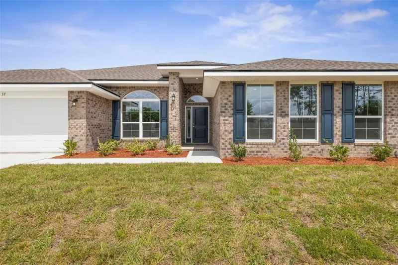 19 Regina Ln, FL